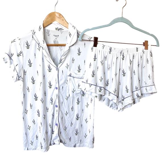 Kyte Baby Lavender Womens Shorts Pajama Set Size XS White Purple Bamboo Cozy - Picture 1 of 10